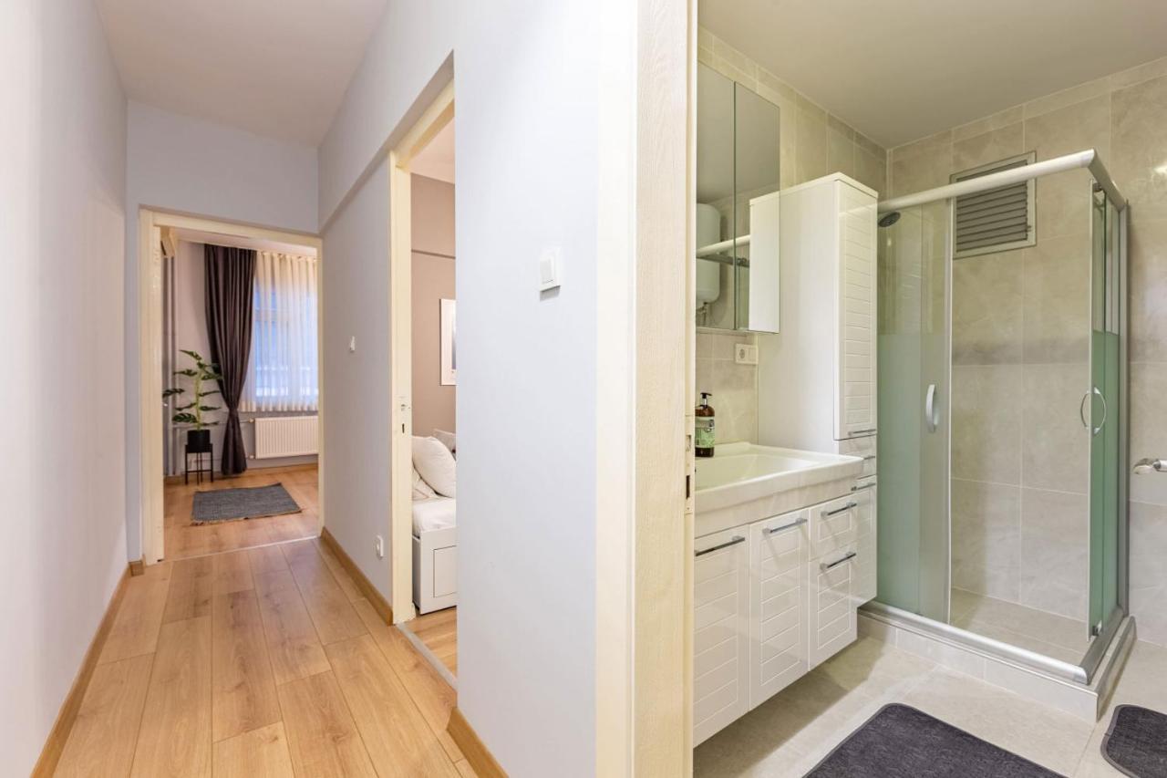 Flat Near Attractions In Nisantasi Istanbul